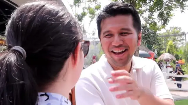 Arumi Bachsin dan Emil Dardak (Instagram/arumibachsin_94)