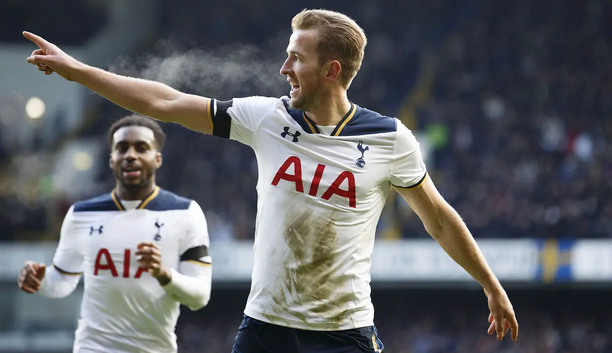 4. Harry Kane (Tottenham Hotspur) - 13 Gol. (EPA/Hayoung Jeon)