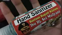 Hand Sanitizer berstiker Bupati Klaten (Foto: Solopos.com)