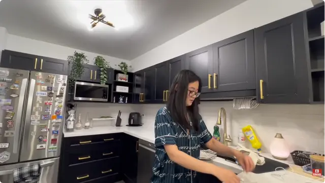 Potret Dapur Rumah Gisela Cindy di Kanada (YouTube Gisela Cindy)