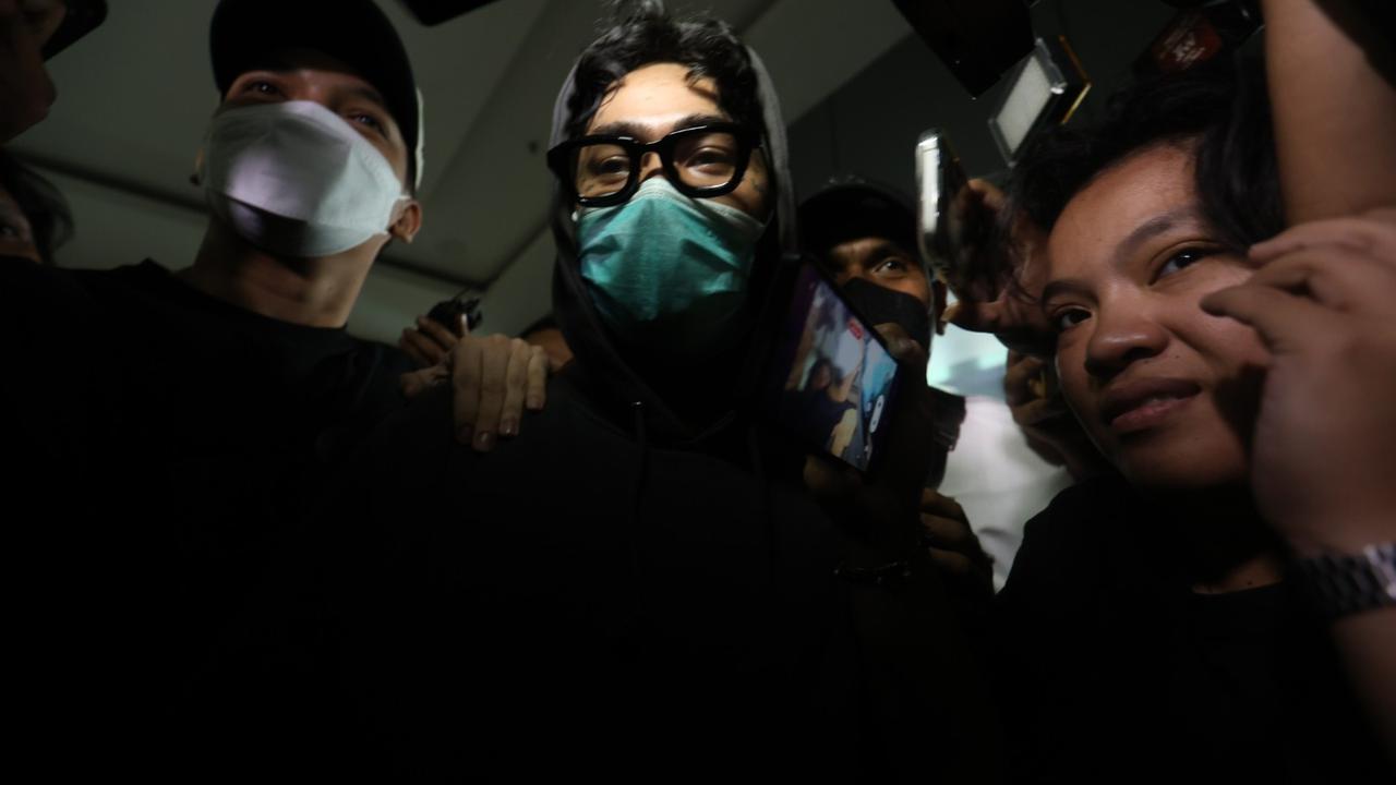 FOTO: Onadio Leonardo Jalani Asesmen di BNNP DKI Usai Ditangkap Kasus Narkoba