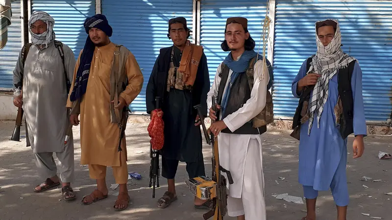 FOTO: Taliban Tingkatkan Serangan di Afghanistan