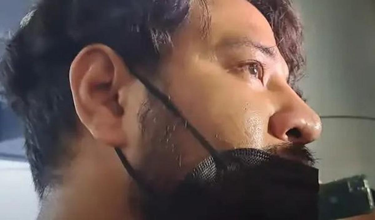 "Kenapa nangis, Bang?"