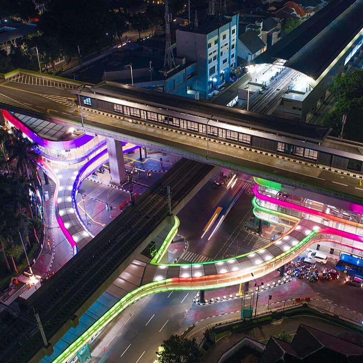 Gedung integrasi antarmoda transportasi Jakarta yang jadi simbol kemewahan di Kebayoran Baru