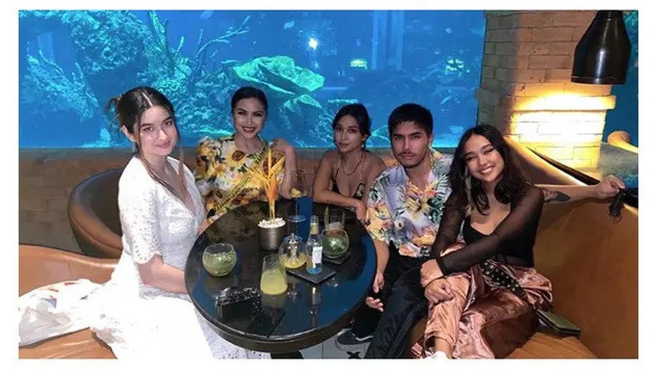 Potret Titi DJ dengan Anak-Anaknya yang Jarang Tersorot