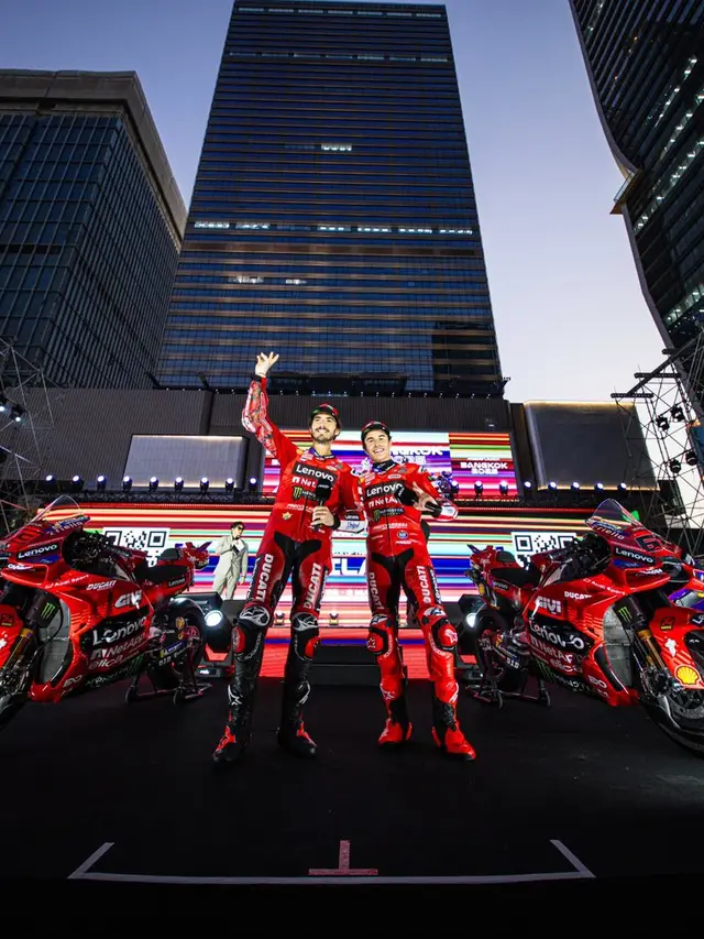 Pecco Bagnaia dan Marc Marquez