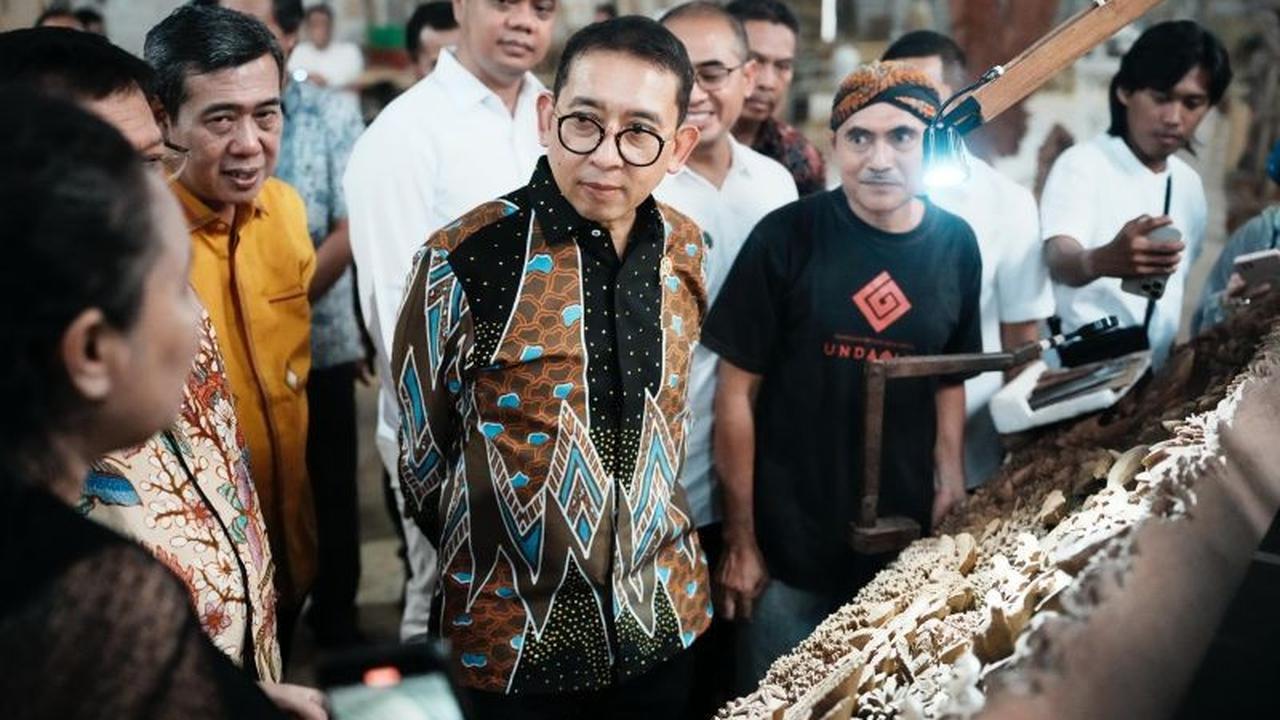Menbud Tekankan Pentingnya Hilirisasi Ukiran Jepara sebagai Karya Seni Bernilai Tinggi