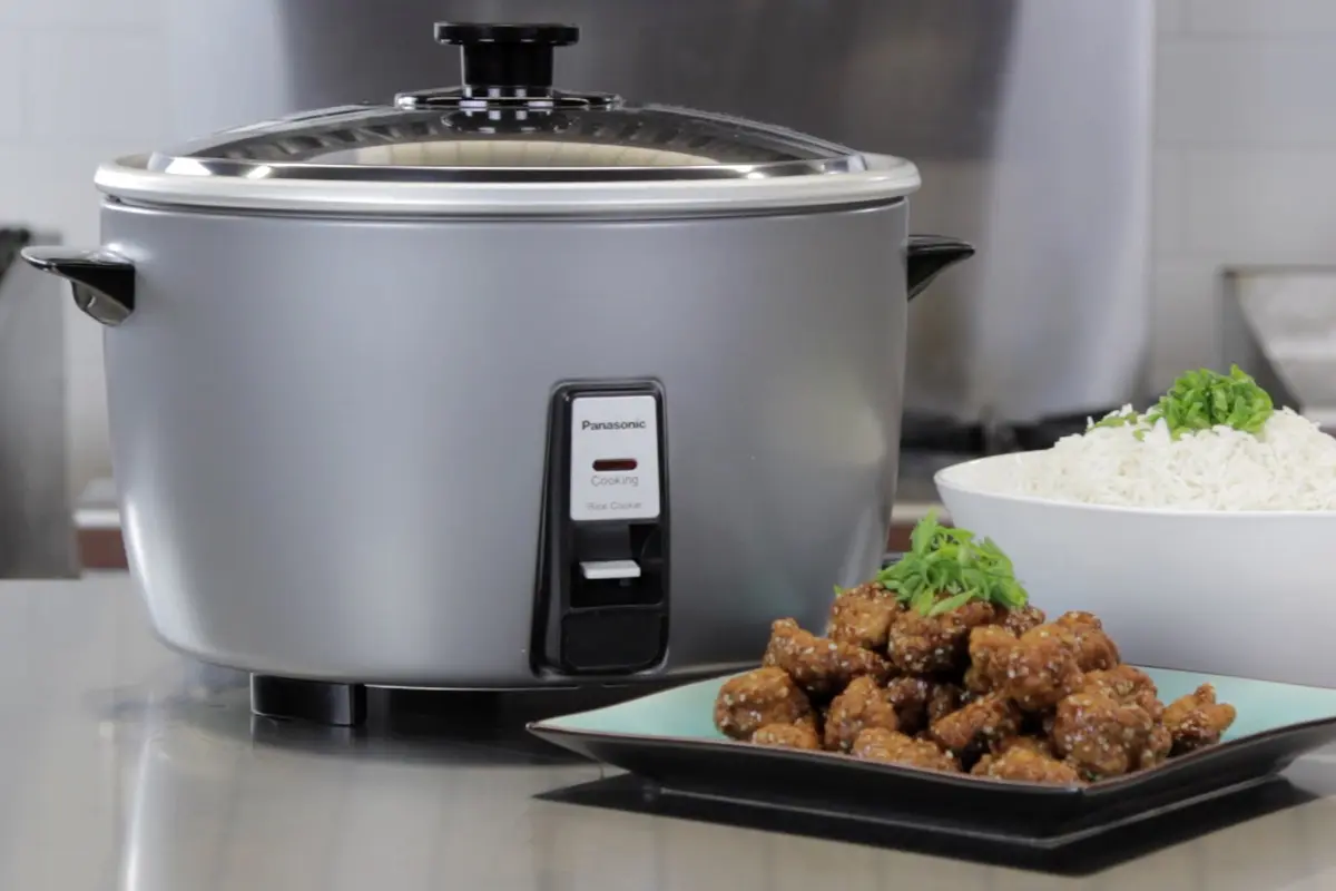 Pas Buat Anak Kos, 3 Resep Kudapan Enak Cuma Pakai Rice Cooker