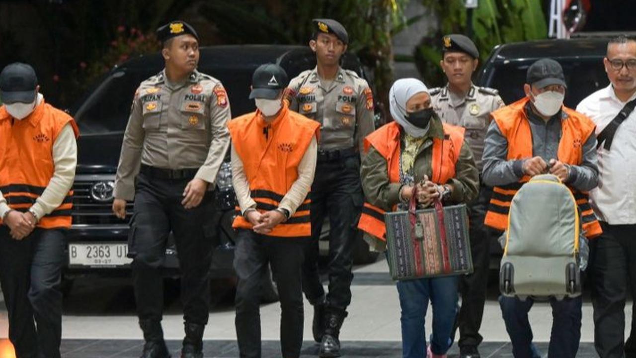 KPK Geledah Ruang Kerja Gubernur Kalsel Usai OTT 4 Pejabat Dinas PUPR