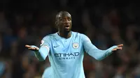 Yaya Toure (Pantai Gading) - Yaya Toure adalah gelandang box to box yang pernah menjadi tumpuan Manchester City di Premier League. Toure berhasil menjuarai tiga gelar Premier League, tiga titel Piala FA, dan satu Community Shield bersama Manchester City. (AFP/Oli Scarff)