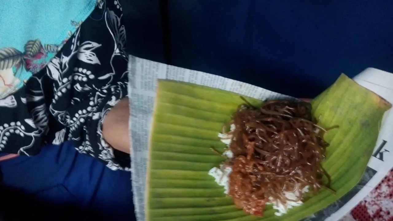 Nasi Soon Bu Roso Habis dalam Hitungan Jam