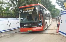 Ada Perbaikan Jalan Lenteng Agung Amblas, 2 Rute Transjakarta Tak Sampai UI