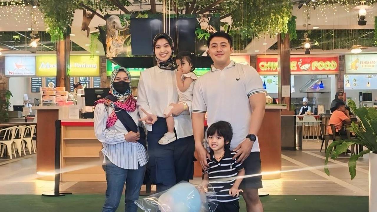 Punya Bandan Super Jangkung, Momen Kebersamaan Polwan dengan Rekannya Ini Curi Perhatian