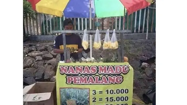 6 Spanduk Jualan Salah Tulis Harga Ini Bikin Pembeli Bingung