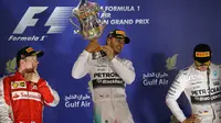 Lewis Hamilton menyabet kemenangan ketiga dari empat seri yang sudah digelar musim ini.