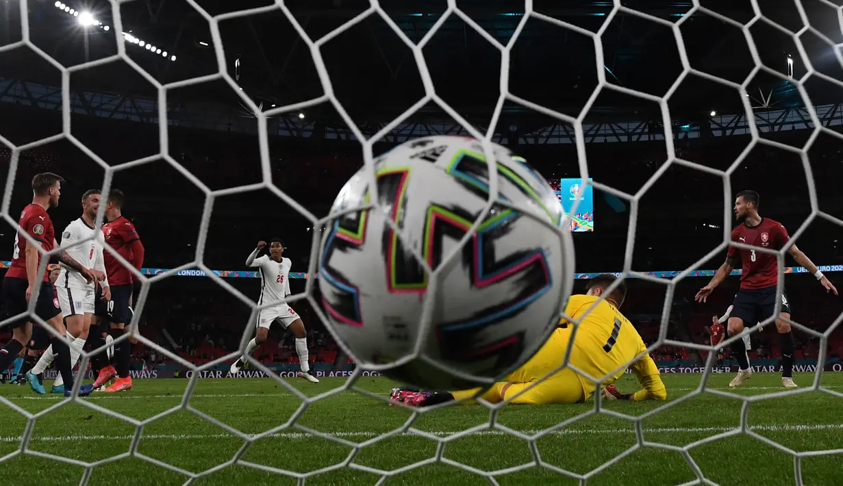 Uniknya, Timnas Inggris berhasil meraih empat kemenangan dari lima laga terakhir mereka dengan skor 1-0. Selain itu, mereka juga menorehkan clean sheet tanpa kebobolan dalam lima laga terakhir tersebut. (Foto: AFP/Pool/Justin Tallis)