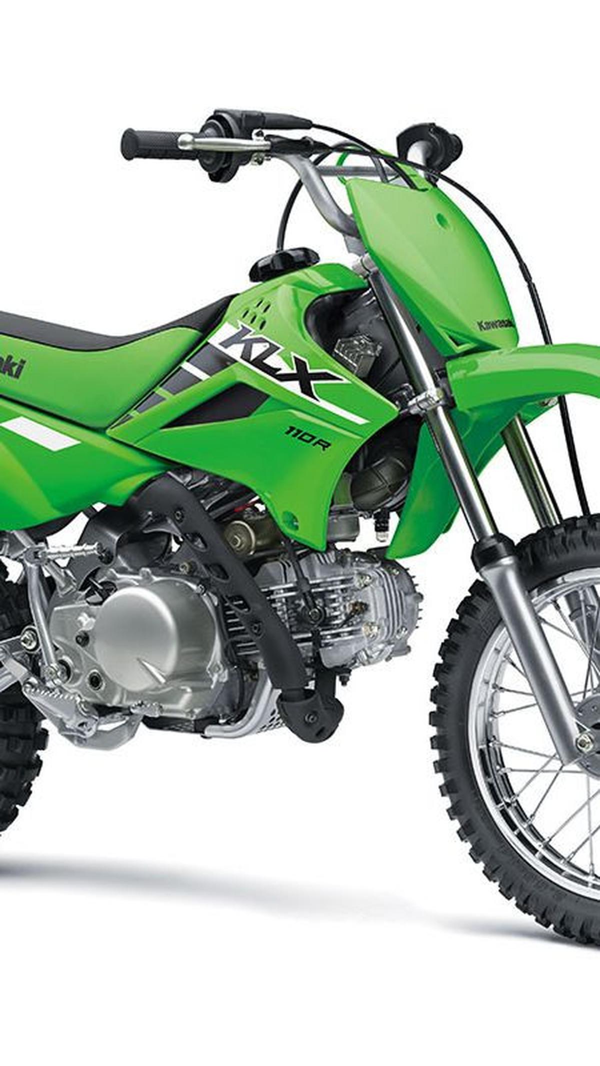 KLX110 memiliki mesin dan transmisi