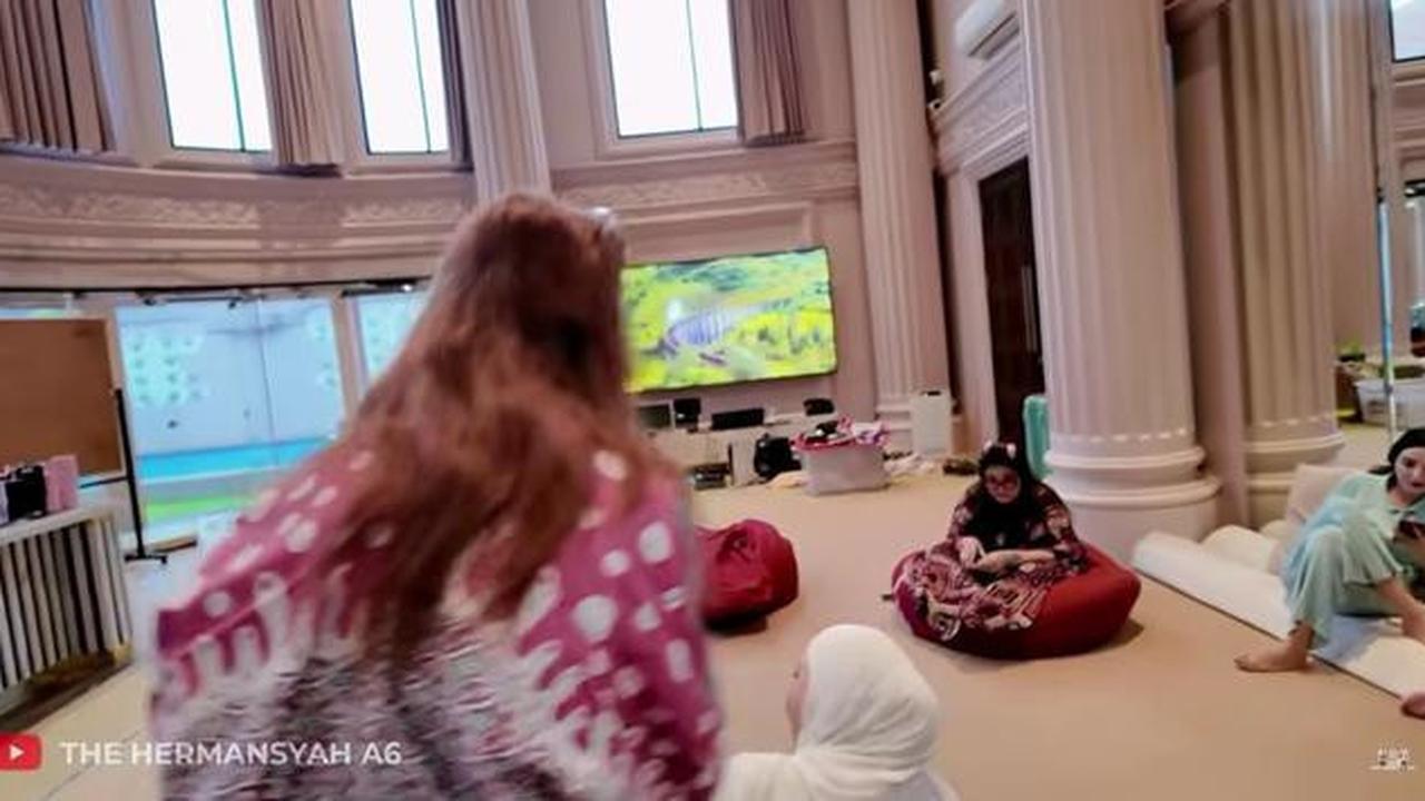 8 Potret Pilar Dalam Rumah Anang Hermansyah dan Ashanty di Cinere, Interior Megah Bak Istana