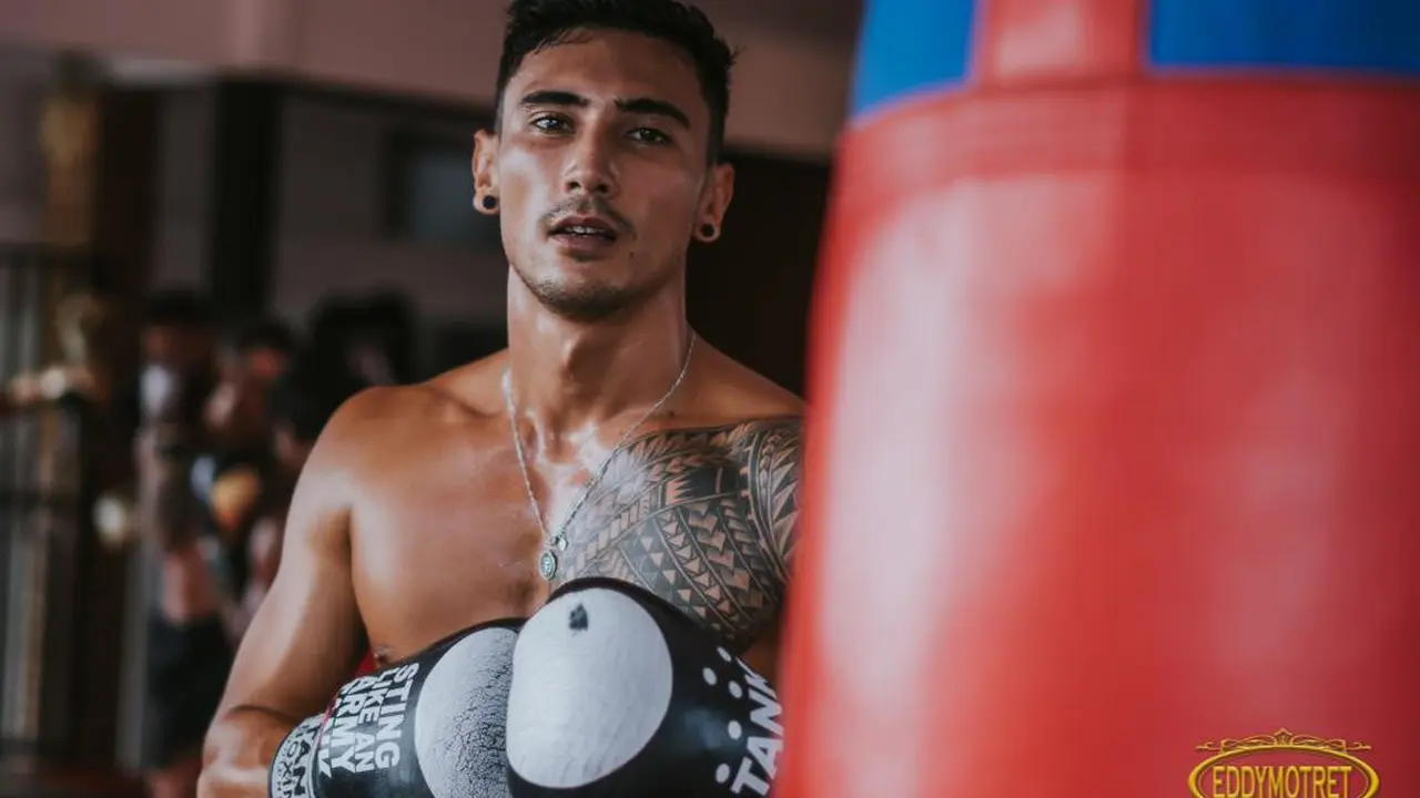 Vincent Verhaag Latihan MUaythai di Bali
