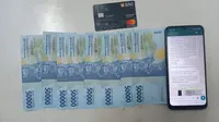 Barang bukti berupa 1 hand phone, 1 kartu ATM, dan uang tunai Rp400 ribu.