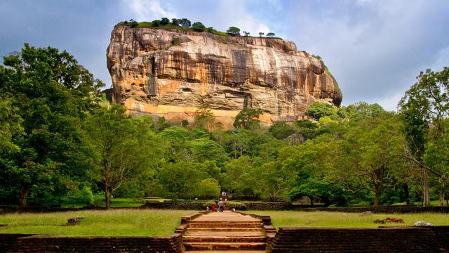 Hasil gambar untuk Menikmati Keindahan Situs Warisan Dunia UNESCO sri lanka