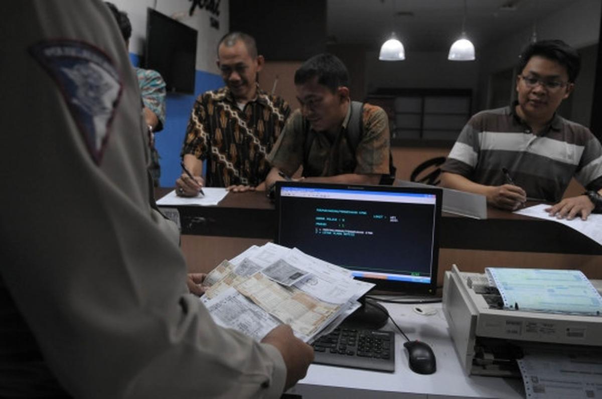 Layanan Gerai Samsat permudah warga perpanjang pajak kendaraan