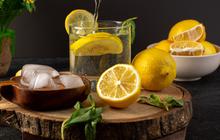 Ini Manfaat Rutin Minum Air Lemon untuk Kulit Anda, dari Cegah Penuaan Dini dan Dorong produksi Kolagen