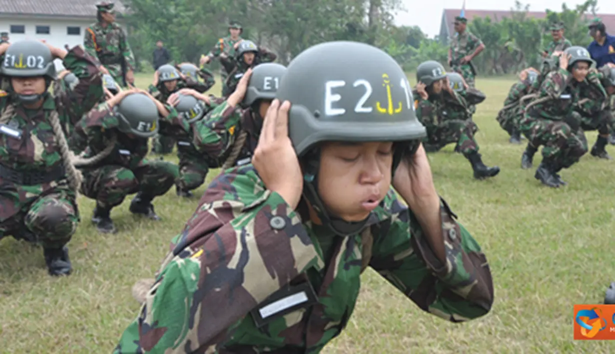 Citizen6, Sidoarjo: Dari 497 calon bintara tersebut, 40 orang diantaranya adalah siswa wanita yang nantinya tergabung ke dalam Kowal, dan 457 lainnya adalah calon bintara pria. (Pengirim: Penkobangdikal).