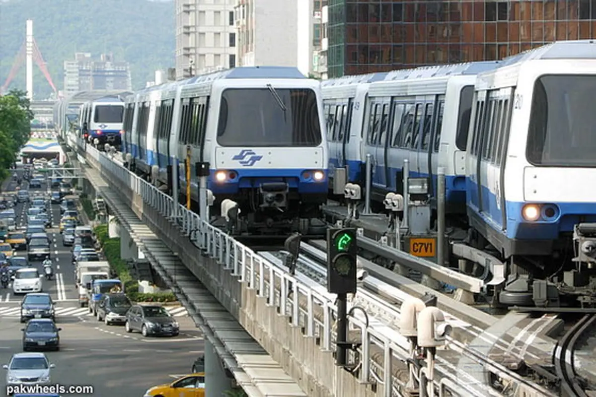 dukuh-atas-mrt-130619b.jpg