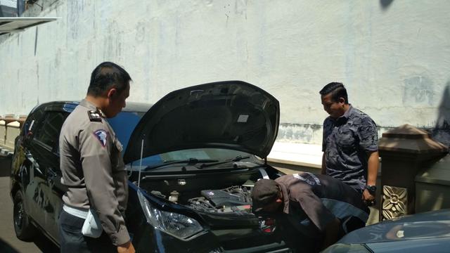 Taksi Online Cirebon Dapat Plat Khusus, Cek Nomor Serinya