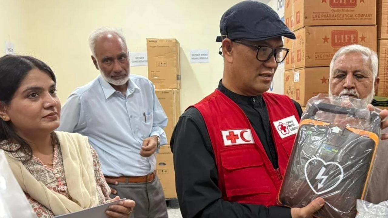 PMI Kirim Bantuan ke Iran