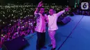 Ketua Umum PKB Muhaimin Iskandar (kanan) bersama penyanyi Didi Kempot dalam perayaan Harlah ke-20 Fraksi PKB DPR RI di Kompleks Parlemen Senayan, Jakarta, Kamis (31/10/2019). Didi Kempot membawakan sejumlah lagu di antaranya 'Kalung Emas' dan 'Cidro'. (Liputan6.com/JohanTallo)