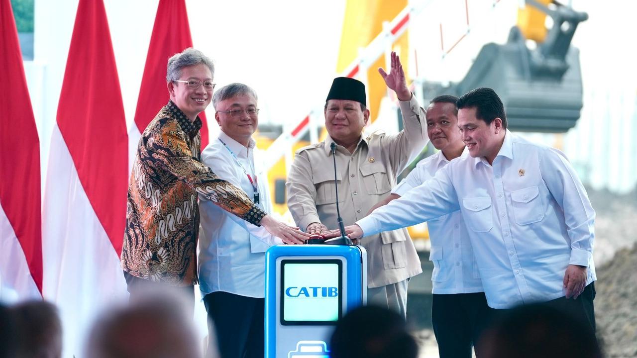 Presiden Prabowo Resmikan Ekosistem Baterai Listrik, Pertamina NRE Ambil Peran Utama di Industri Hijau