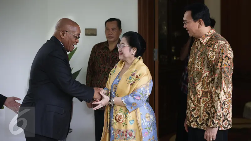 Ahok Dampingi Megawati menyambut kedatangan Presiden Afrika Selatan