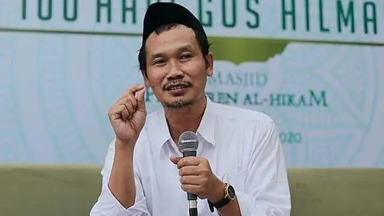 Top 3 Islami: 6 Model Gelang Emas Islami untuk Tangan Gemuk agar Tampak Ramping, Niat Puasa Wajib Diucapkan atau Cukup di Hati?