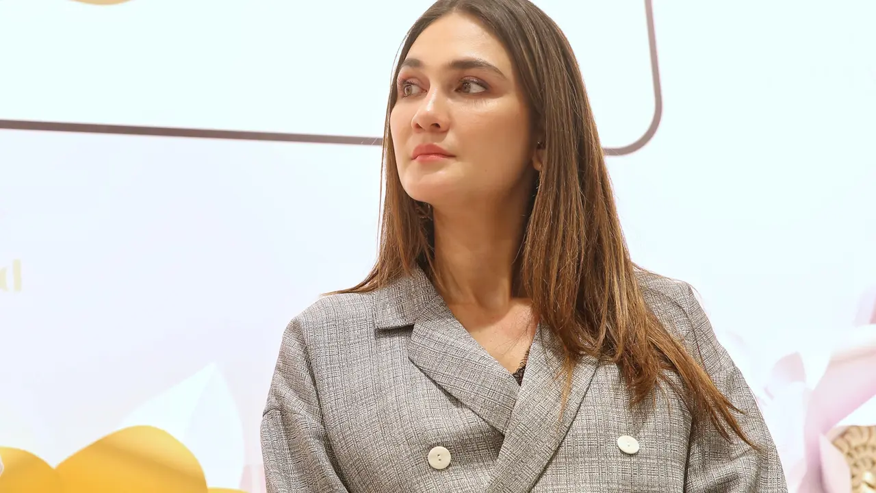 [Fimela] Luna Maya