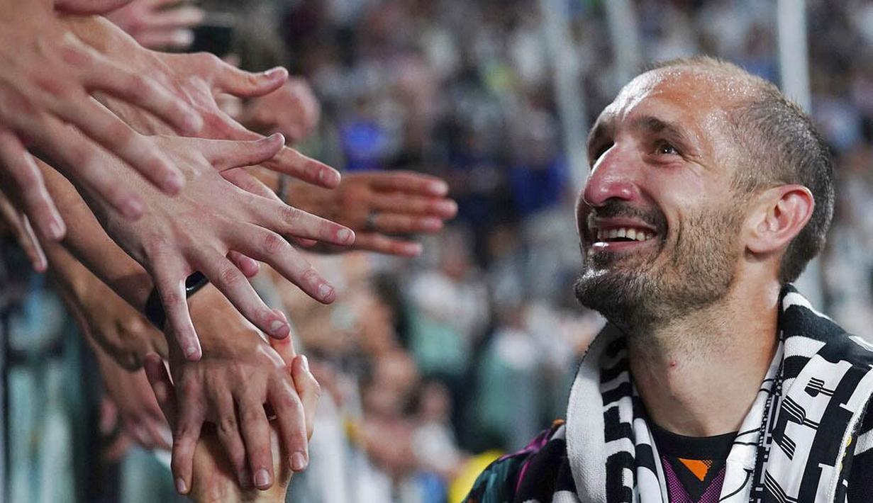 Selama membela Nyonya Tua, Giorgio Chiellini telah memainkan 560 laga, 36 gol dan meraih 19 trofi. (Spada/LaPresse via AP)
