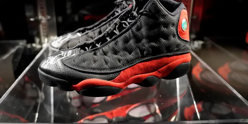 Sepatu Kets Michael Jordan Catatkan Rekor Lelang Tertinggi