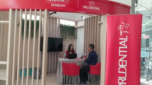 Booth PruHealth Friend di RS EMC Alam Sutera, Tangerang Selatan.