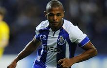 Berburu winger, MU incar Brahimi
