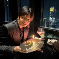 Rasa bahagia sedang dirasakan aktir Angga Yunanda. Dia baru saja berulang tahun yang ke-23 tepat pada tanggal 16 Mei 2023.[Instagram/anggayunanda]