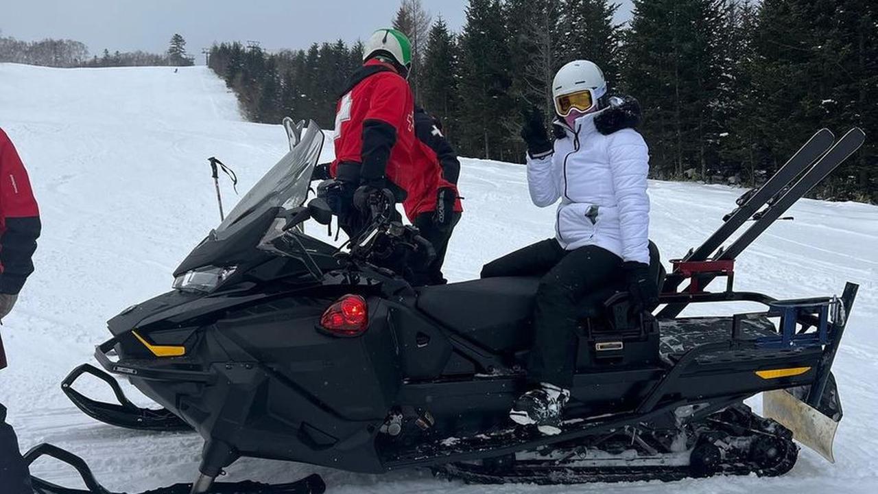 8 Foto Marissa Nasution Ketika Alami Cedera Lutut Parah Saat Main Ski Hingga Dioperasi