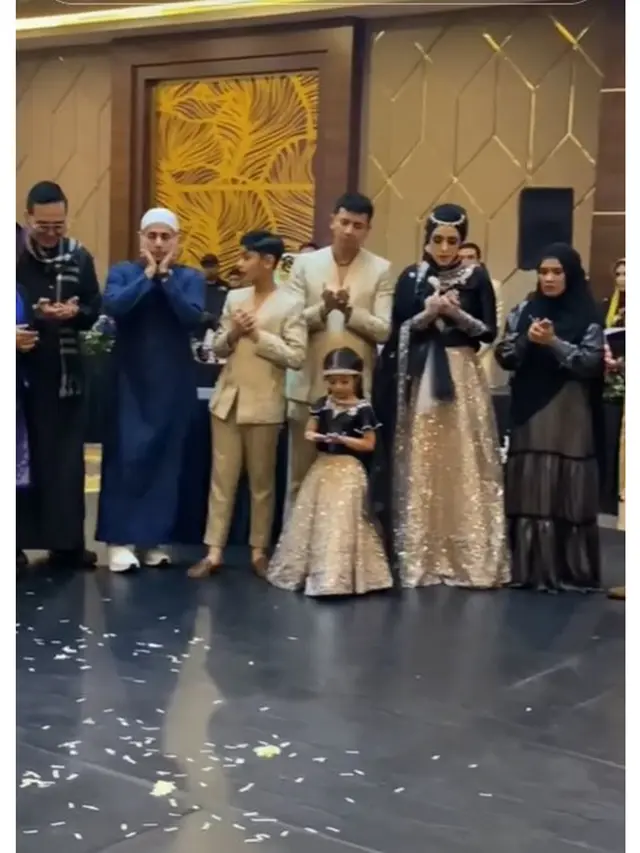 6 Momen Ultah Sonny Septian Bertema Bollywood, King Faaz Ikut Joget India