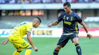 Cristiano Ronaldo tidak mencetak gol saat Juventus menang tipis 3-2 atas Chievo Verona pada giornata pertama Serie A 2018-2019, di Marc' Antonio Bentegodi, Sabtu (18/8/2018). (Filippo Venezia/ANSA via AP)