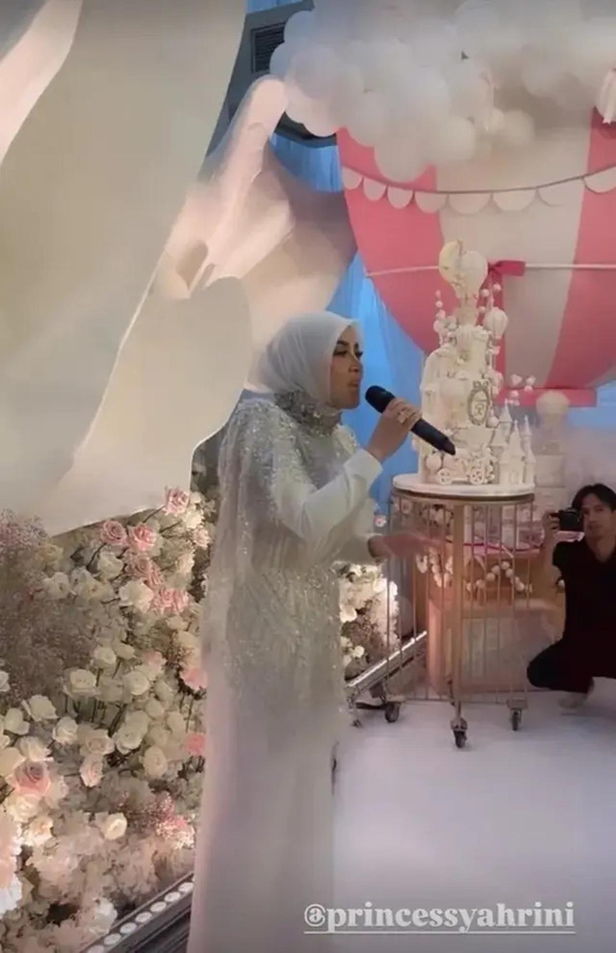 Foto Momen Ulang Tahun Syahrini dan Putrinya yang Jatuh di Tanggal yang Sama, Dirayakan Mewah