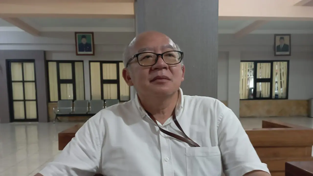Pengacara Hukum yang ditunjuk Lalu M Syahril Majidi, R Teguh Santoso, (Adirin/Liputan6.com)
