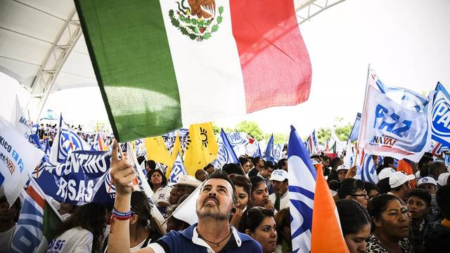Warga Meksiko dalam kampanye pemilu 2018 (Ulises Ruiz/ AFP PHOTO)