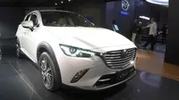 Mazda CX-3 bermesin Diesel yang menjadi lawan Honda HR-V tak luput unjuk gigi.
