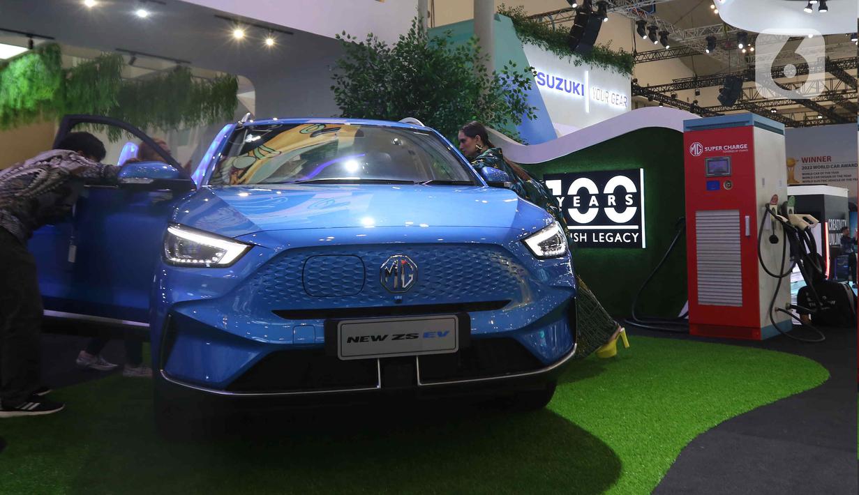 Membawakan tema “Techvolution”, MG menunjukkan kontribusi signifikan dalam mendorong evolusi otomotif bagi seluruh penggemar otomotif di dunia. (Liputan6.com/Angga Yuniar)