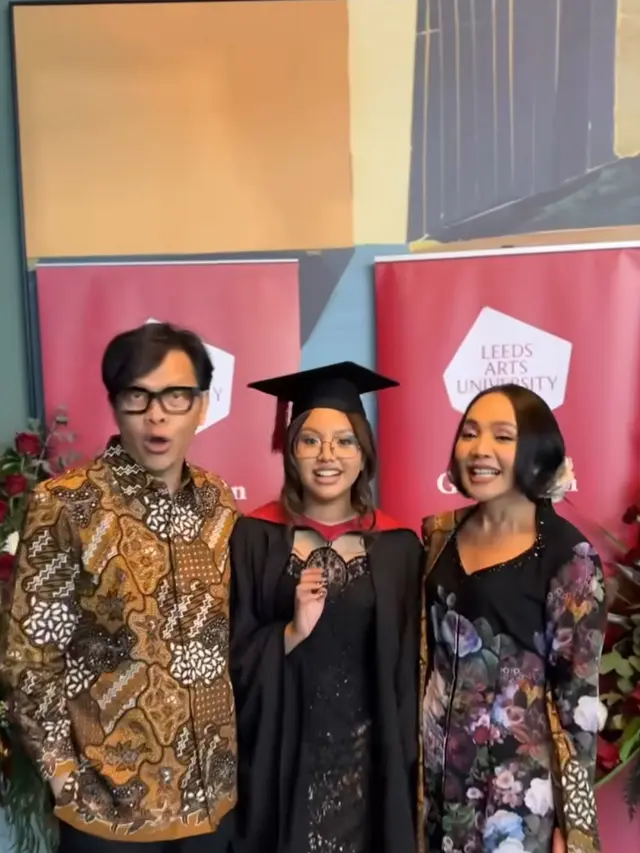 Dewi Gita Awet Muda